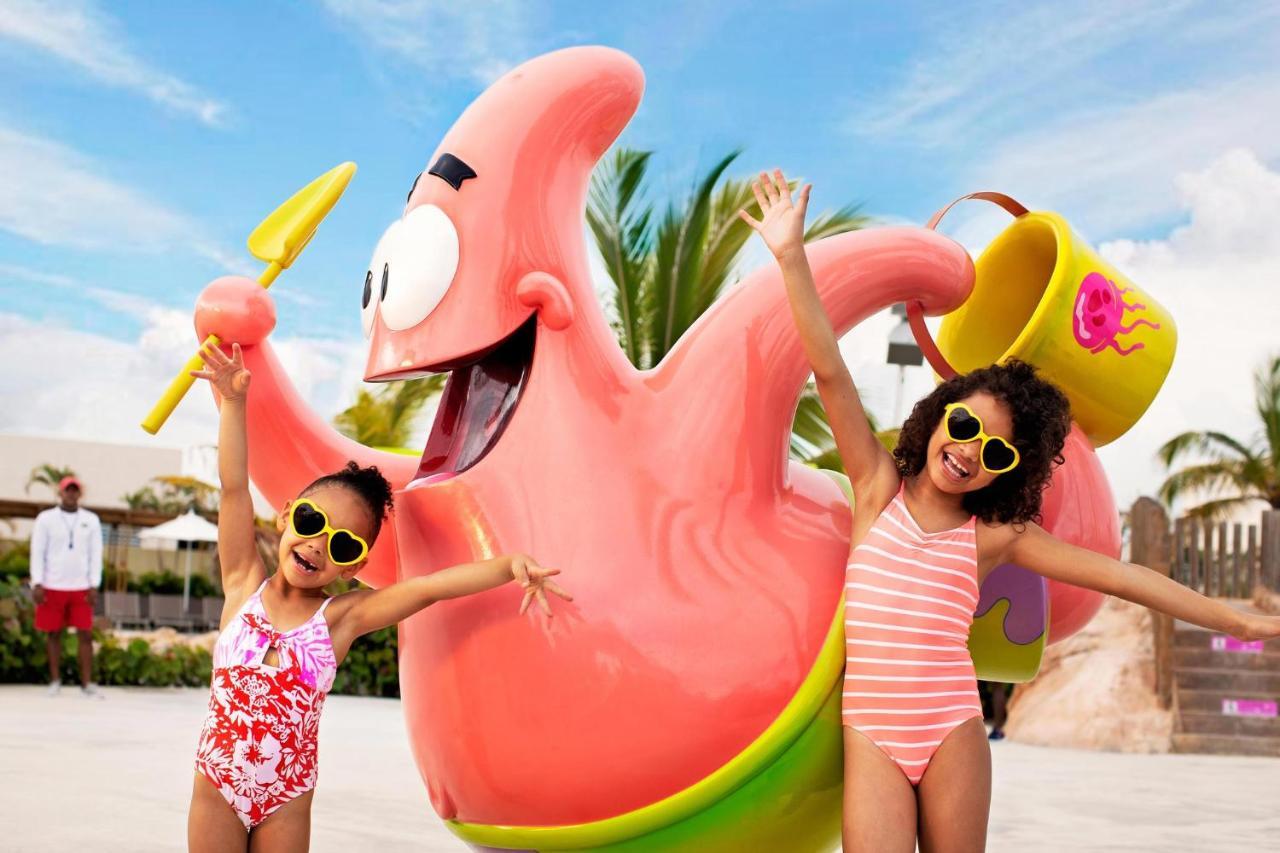 니켈로디언 호텔 앤 리조트 푼타 카나 바이 카리스마 올 인클루시브 외부 사진 SpongeBob SquarePants