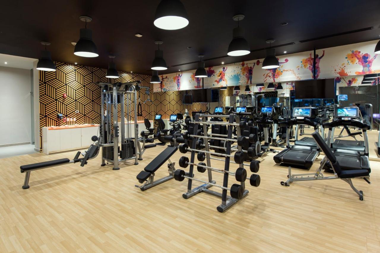 니켈로디언 호텔 앤 리조트 푼타 카나 바이 카리스마 올 인클루시브 객실 사진 The gym at the hotel